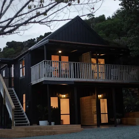 Tui & Nikau Cabins Mangawhai Exterior photo