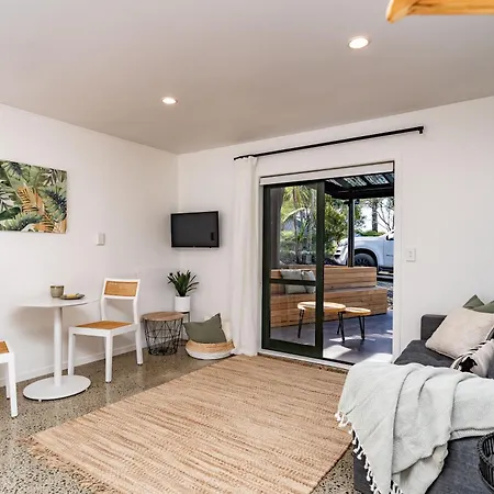 Tui & Nikau Cabins Mangawhai Room photo