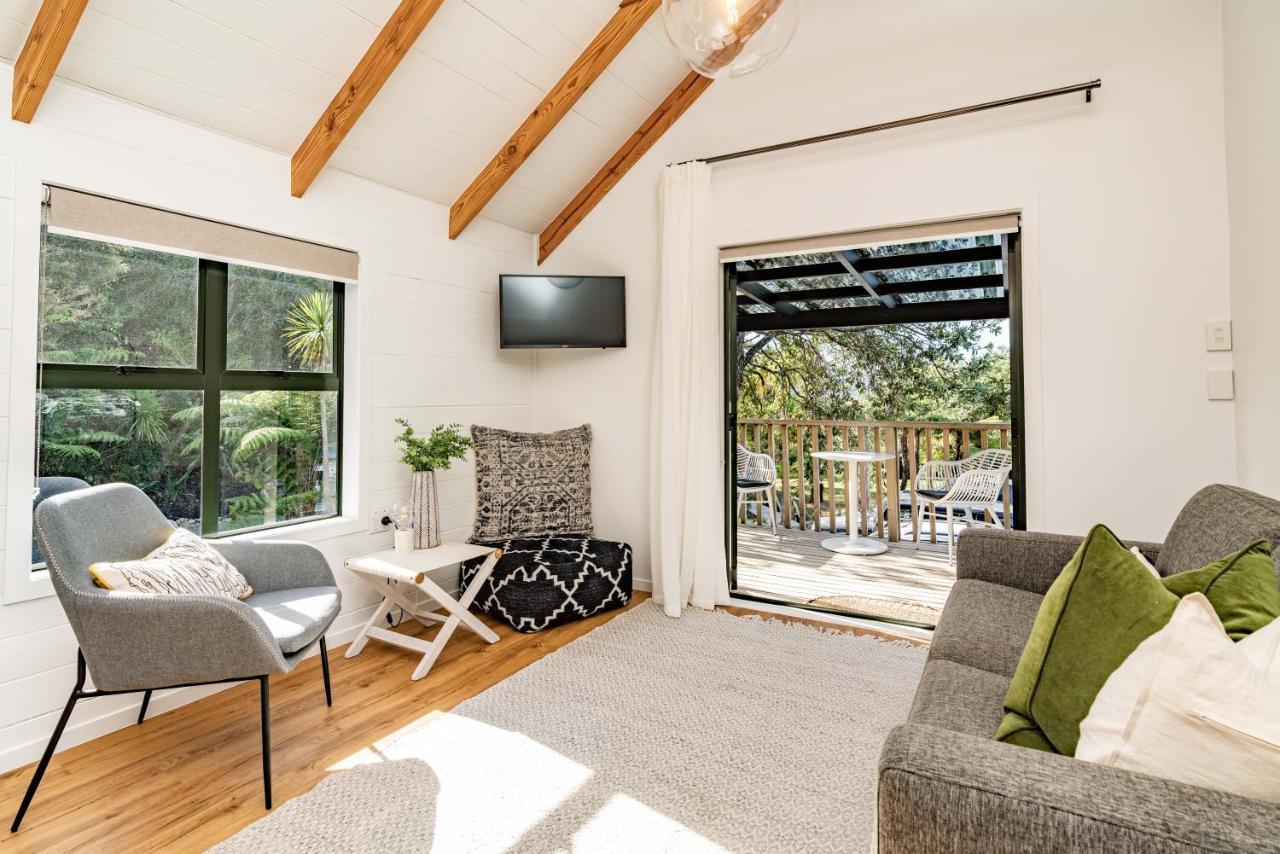 Tui & Nikau Aparthotel *