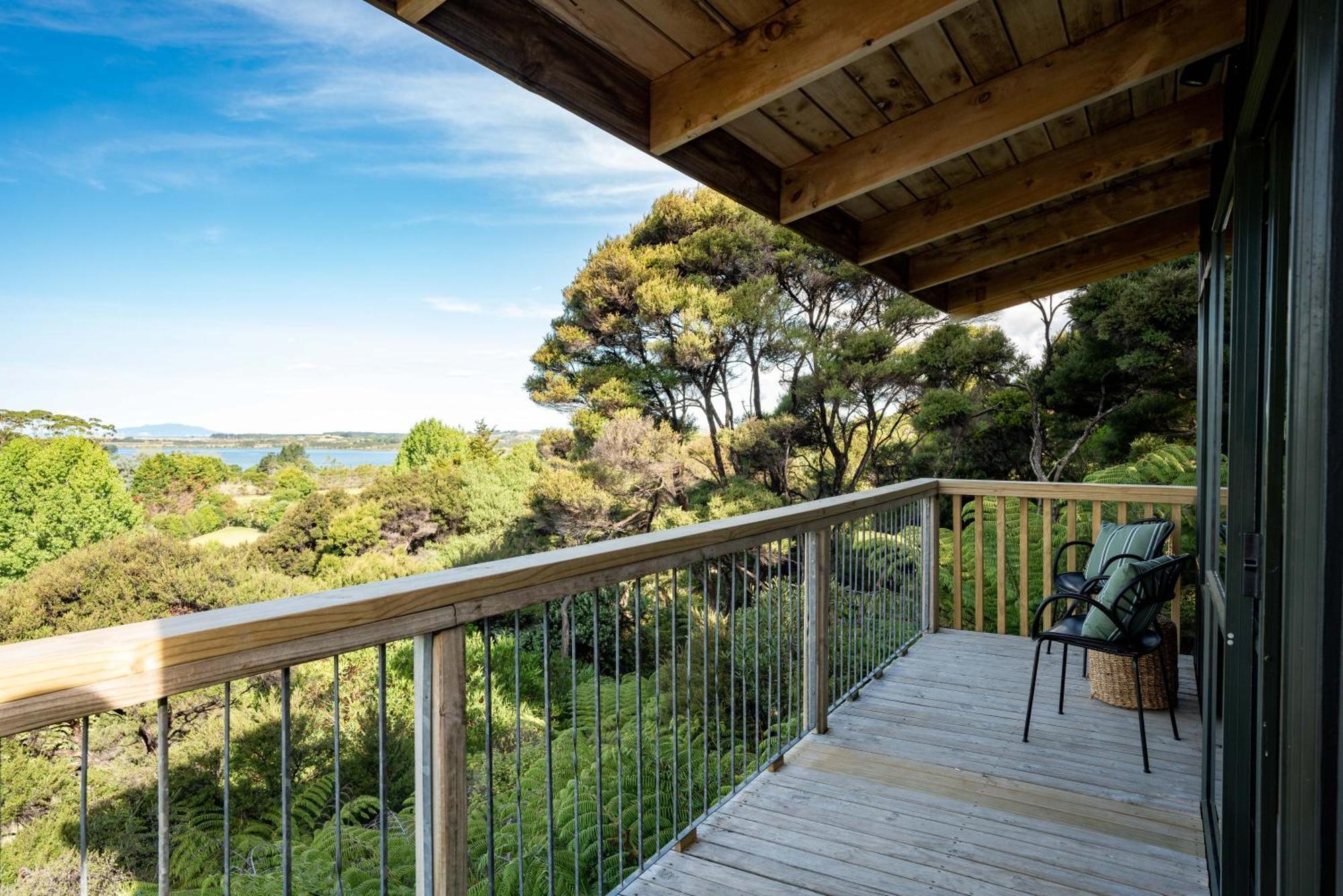 Tui & Nikau Aparthotel